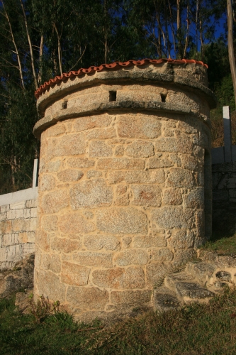Palomar contruido en piedra (3)
