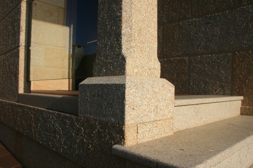 Vivienda construida con piedra país (8)
