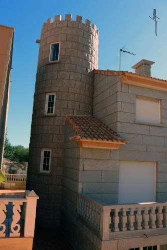 Vivienda granito blanco y rosa porriño (7)